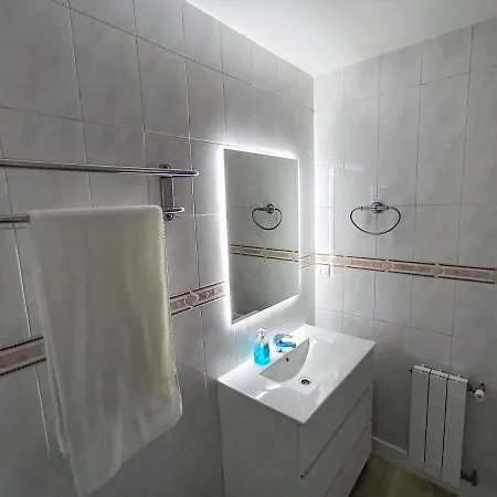 Paraiso Cantabro, Piso Moderno En Torrelavega