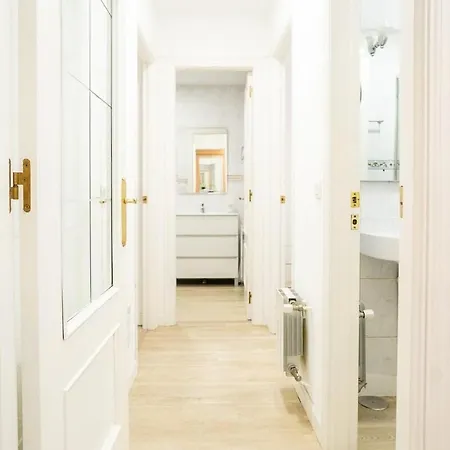 Paraiso Cantabro! Piso Moderno En Lägenhet Torrelavega